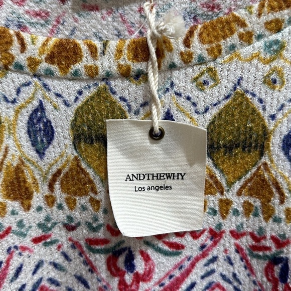 NWT brand And The Why, boutique. This blouse is so cute. - Picture 3 of 4